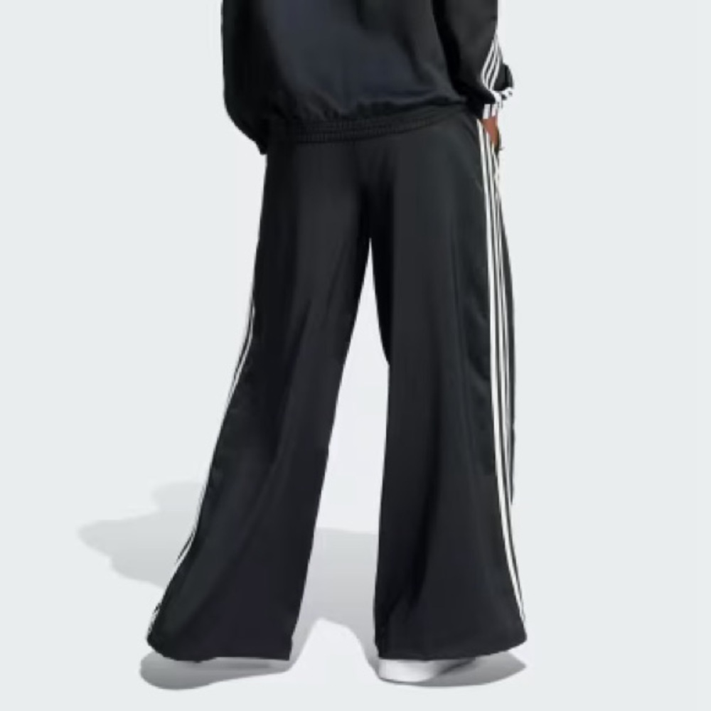 Adidas Women's Essentials 3-Stripes Wide Sportswear Pants - Picture 2 of 11